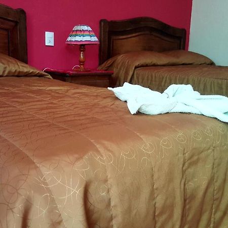 Hotel Posada Las Rosas San Cristóbal de Las Casas Eksteriør billede
