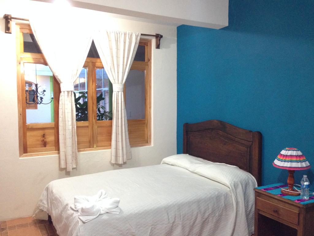 Hotel Posada Las Rosas San Cristóbal de Las Casas Værelse billede